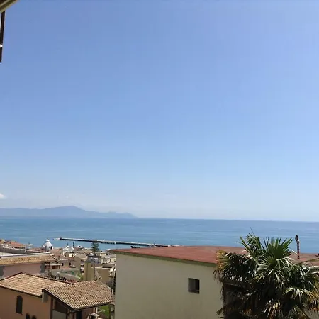 Casa Gabri, Comodo In Centro Storico E Vicino Al Mare 아파트 *